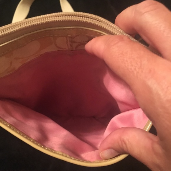 Coach medium crossbody - Picture 2 of 8